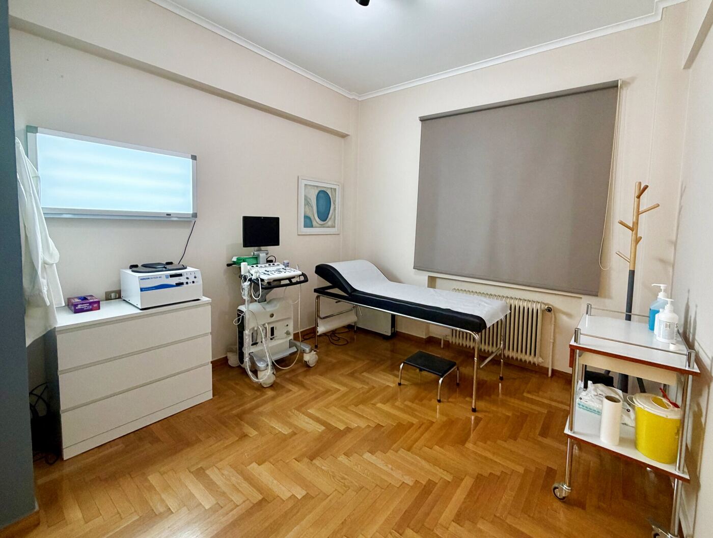 Examination room at the Athens orthopaedic clinic